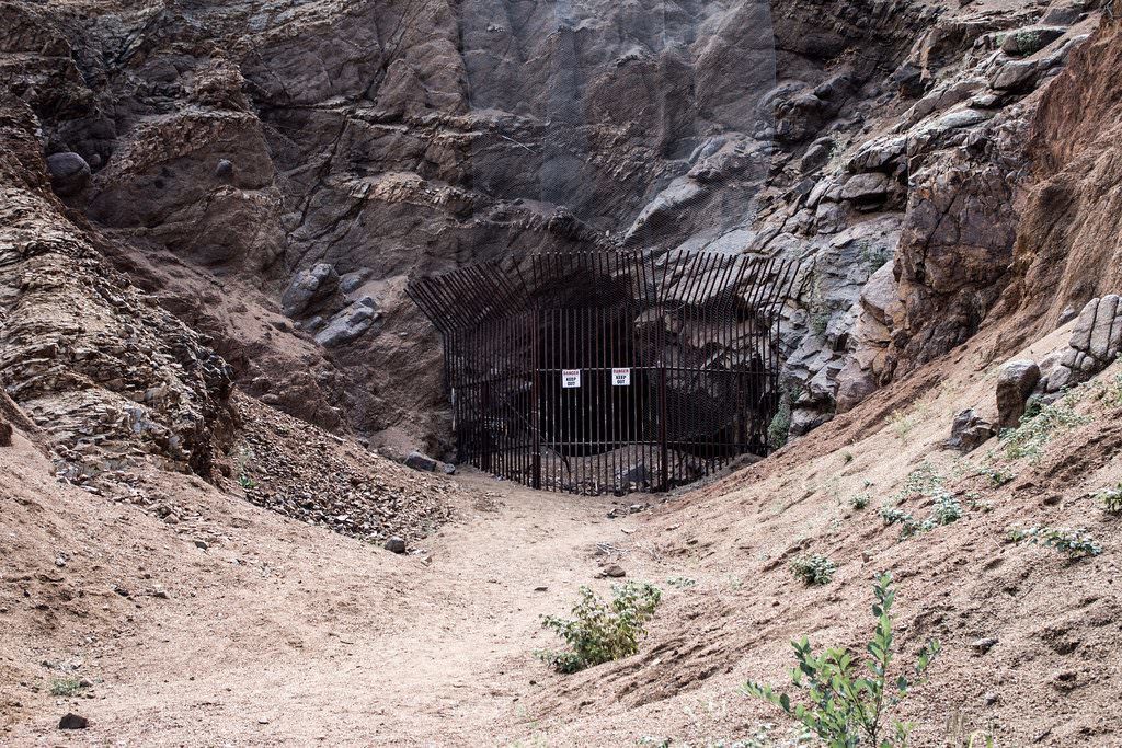 7 Haunted Hikes in Colorado